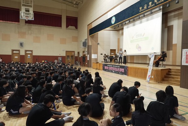 [이날 행사는 통일 교육의 새로운 가능성을 보여주었다]