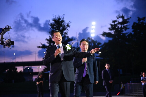 [기조연설 중인 문현진 글로벌피스재단 세계의장]